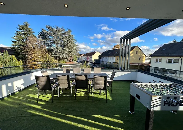 Day Young Life 85qm Terrasse Lounge, Grill, Carport Appartement *